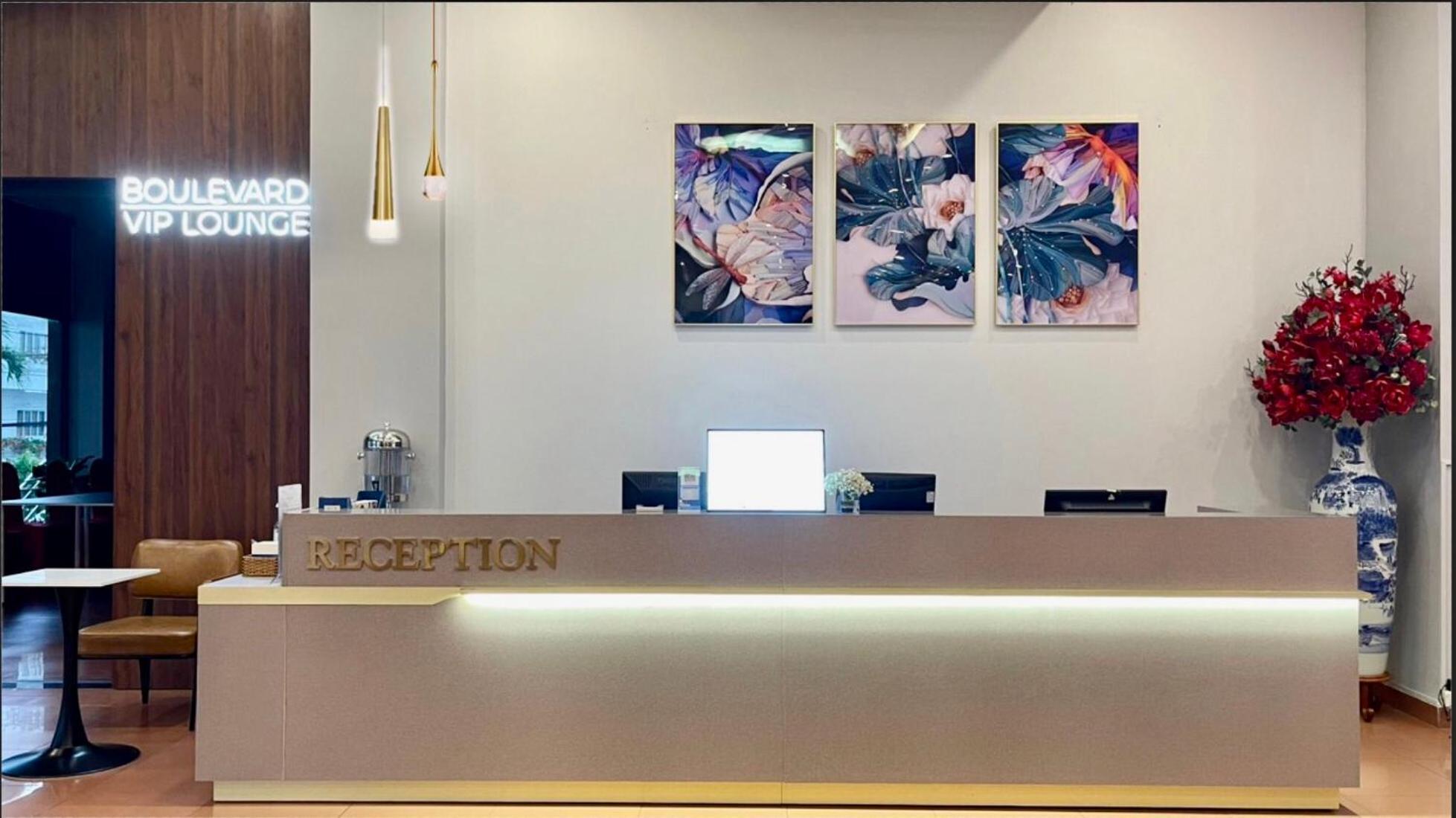 Long Xuyên Dong Xuyen Hotel מראה חיצוני תמונה